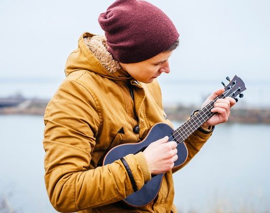 10 lời khuyên hữu ích cho người bắt đầu chơi ukulele